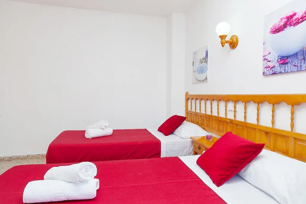 Apartamentos Puet San Antonio  Aparthotel San Antonio (Ibiza)