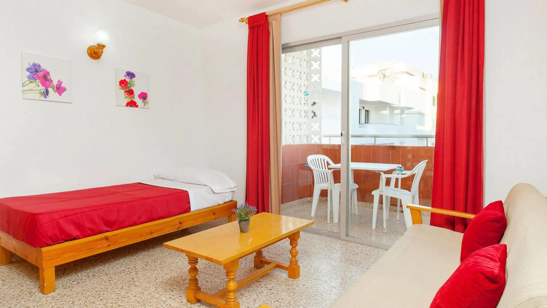 Aparthotel Apartamentos Puet San Antonio