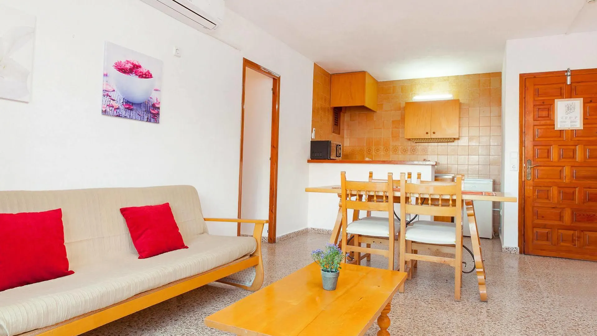 Apartamentos Puet San Antonio  Spain