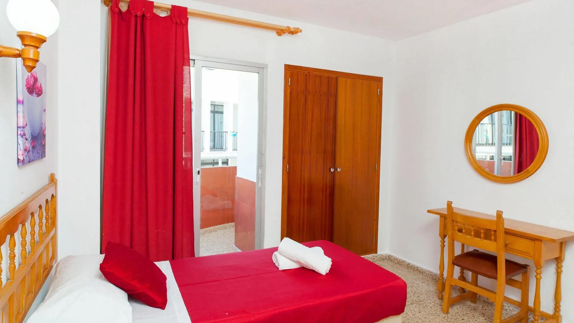 ** Aparthotel Apartamentos Puet San Antonio  Spain